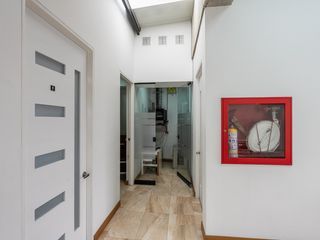 Foto 12 de oficina en venta en prado veraniego norte. Cod V1106014