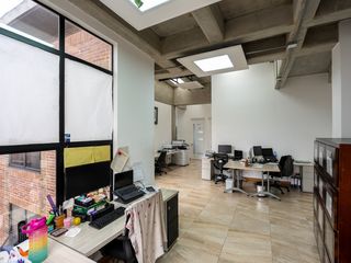 Foto 4 de oficina en venta en prado veraniego norte. Cod V1106014