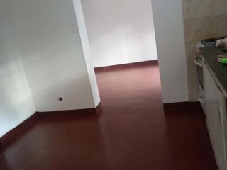 Casa en venta - 4 Dormitorios 2 Baños - Cochera - 450Mts2 - Yerba Buena, Tucuman