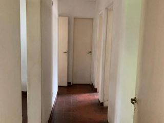 Casa en venta - 4 Dormitorios 2 Baños - Cochera - 450Mts2 - Yerba Buena, Tucuman