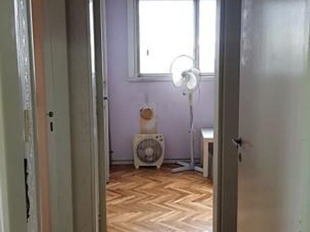 Venta amplio departamento 3 amb vista abierta con cochera CABA - nuevo valor!