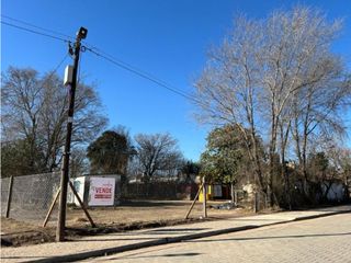 EN VENTA PROPIEDAD CASCO CÉNTRICO DE LOS REARTES INV0082