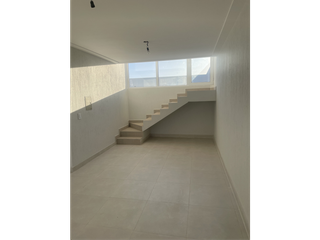 INKASA INMOBILIARIA- ALQUILA CASA EN BARRIO PRIVADO