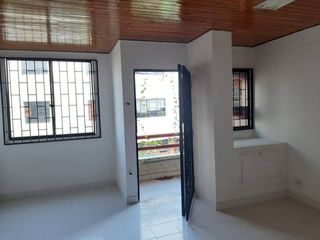 Foto 3 de OFICINA EN VENTA BARRIO CENTRO | 9006