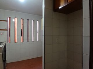 Foto 9 de 🌟 ¡Oportunidad única para tu negocio en Chiclayo! 🌟

🏢 Te presentamos este local comercial de un piso, situado en la estratégica ubicación de la cal