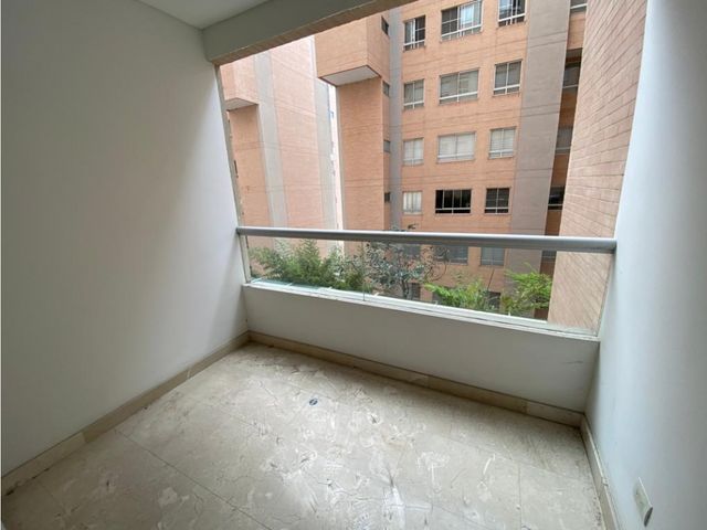 Venta apartamento barrio Altos de Normandia, Oeste de Cali.