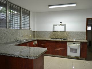 Casa en Venta en Urdesa