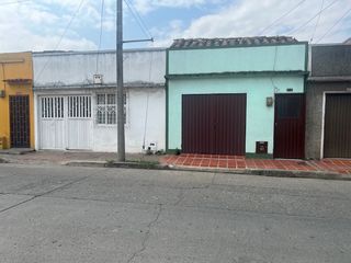Foto 1 de casa en arriendo/venta en colombina. Cod A108175