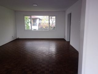 Foto 12 de Arriendo casa en la Av. América, sector Colegio San Gabriel