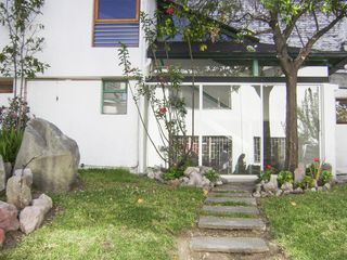 Foto 19 de Arriendo casa en la Av. América, sector Colegio San Gabriel
