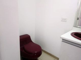 Foto 16 de Arriendo casa en la Av. América, sector Colegio San Gabriel