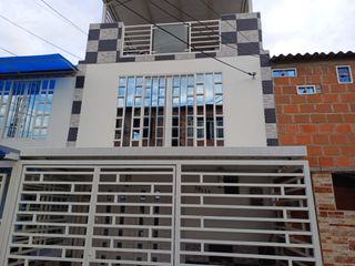 Foto 1 de casa en arriendo en villa fontana. Cod A108179
