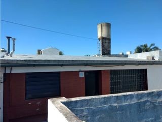 Foto 12 de Propiedad -Condominio de 5 Departamentos en Bº Jardín