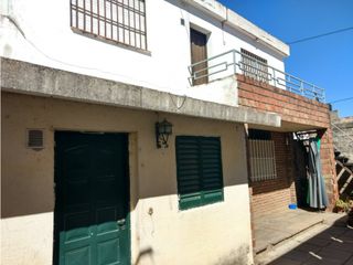 Foto 4 de Propiedad -Condominio de 5 Departamentos en Bº Jardín