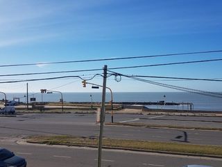 Foto 22 de LATORRE PROP. VENDE CHALET FRENTE AL MAR - PRIMERA LINEA