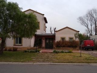 Foto 1 de Casa en venta en San Isidro Labrador