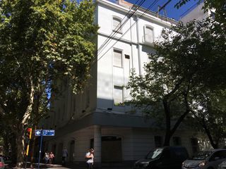Edificio de Oficinas sobre Av. San Martín en Mendoza Capital