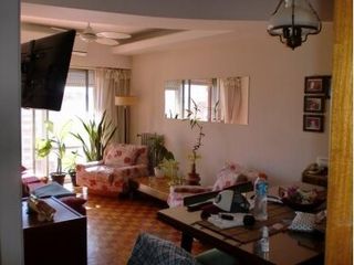 Foto 2 de Departamento en venta en Quilmes Centro