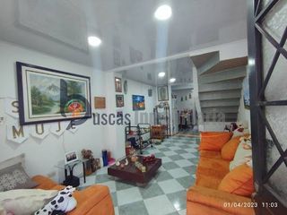 Foto 2 de VENTA de CASAS en MADRID