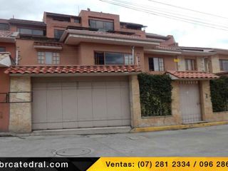 Villa Casa Edificio de venta en Cazhapata - Puertas del sol – código:14611