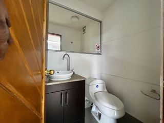 Foto 20 de oficina en arriendo en chico norte. Cod A1094102