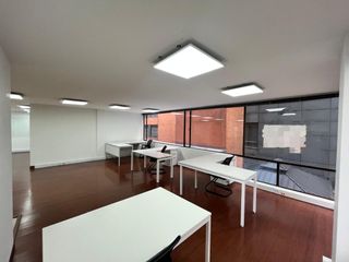 Foto 26 de oficina en arriendo en chico norte. Cod A1094102