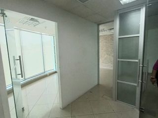 ALQUILER DE OFICINA EN SAMBORONDÓN BUSINESS CENTER