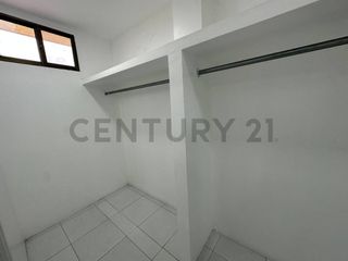 Foto 14 de Se Vende Amplio Departamento Remodelado de Oportunidad en Urdesa