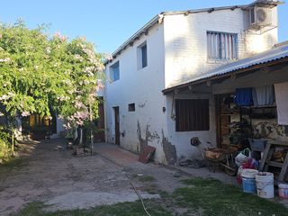 Vendo propiedad centrica Sobre Avenida Moreno y Rivadavia 400 mÂ² Local y casaSan Rafael