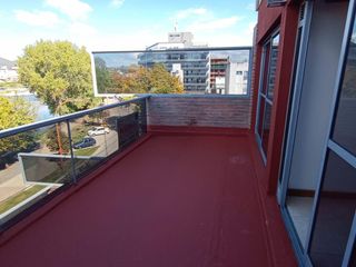 Departamento con vista al lago