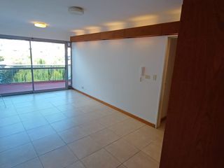 Departamento con vista al lago