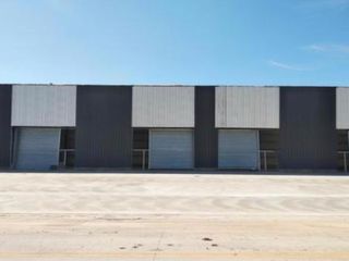 Foto 4 de Alquiler  de Nave industrial