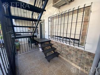 Alquiler de departamento tipo casa PH 3 ambientes con parrilla en Quilmes