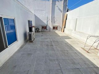 Venta-Amplio-PH en Villa Soldati-4 Amb-Patio techado-Terraza