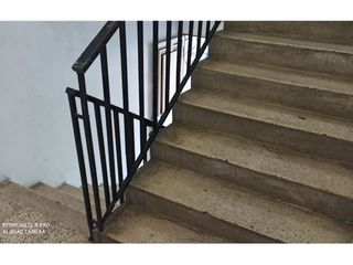 Foto 7 de casa rentera con locales comercial de Manta.