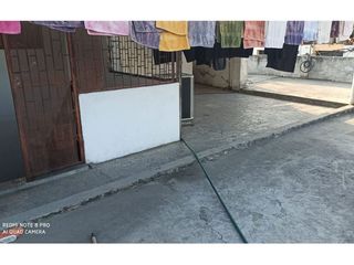 Foto 5 de casa rentera con locales comercial de Manta.