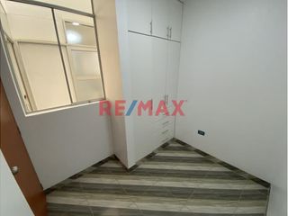Foto 4 de Venta De Departamento De Estreno En Urb Los Sauces En 1Er Piso