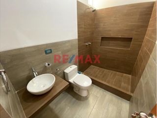 Foto 6 de Venta De Departamento De Estreno En Urb Los Sauces En 1Er Piso
