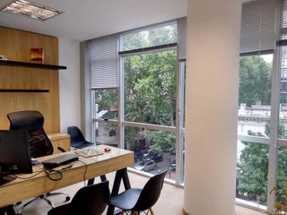 Impecable Oficina con Cochera Fija. Edificio con amenities.- Palermo