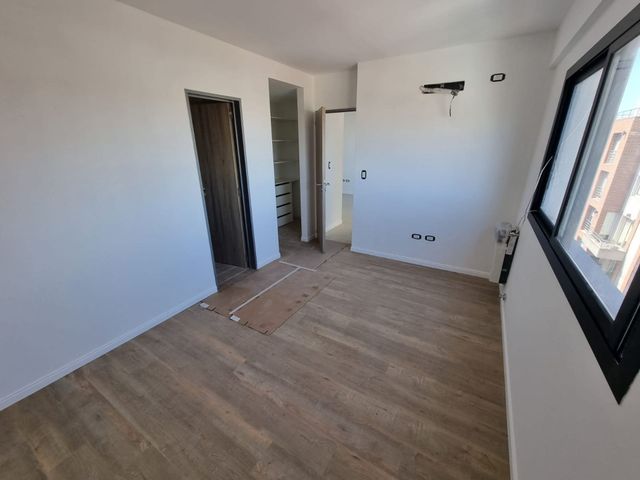 VENTA DEPTO 2 AMB ESTRENAR CASTELAR NORTE