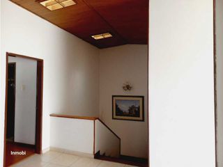 Foto 10 de Venta / Permuta  Casa Barrio las Villas Bogota Ccial Bulevar Niza