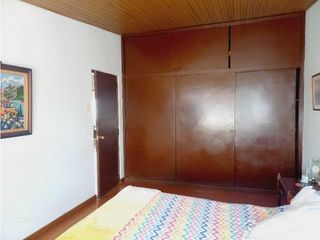 Foto 20 de Venta / Permuta  Casa Barrio las Villas Bogota Ccial Bulevar Niza