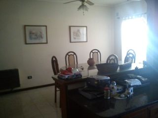 Chalet en venta en Don Bosco Este