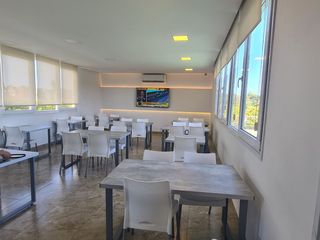 Moderna Oficina en San Isidro, 50 m2 y 2 cocheras