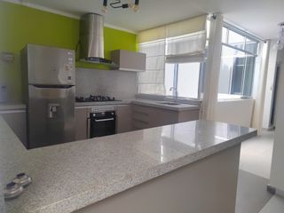 Foto 1 de 🏡 ¡Vive con estilo y comodidad en el lugar perfecto! 🌟

🔑 Alquila un departamento amoblado con excelente ubicación en Trujillo

✨ Detalles del dep