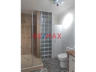 Foto 10 de 🏡 ¡Vive con estilo y comodidad en el lugar perfecto! 🌟

🔑 Alquila un departamento amoblado con excelente ubicación en Trujillo

✨ Detalles del dep