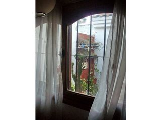 Foto 12 de Excelente casa en lote propio 3 amb con escritorio ,jardín y garage