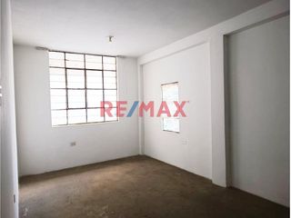 Foto 6 de Venta Departamento 1Er Piso Con Cochera San Isidro