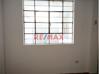 Foto 9 de Venta Departamento 1Er Piso Con Cochera San Isidro
