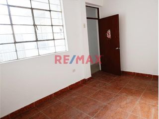 Foto 8 de Venta Departamento 1Er Piso Con Cochera San Isidro